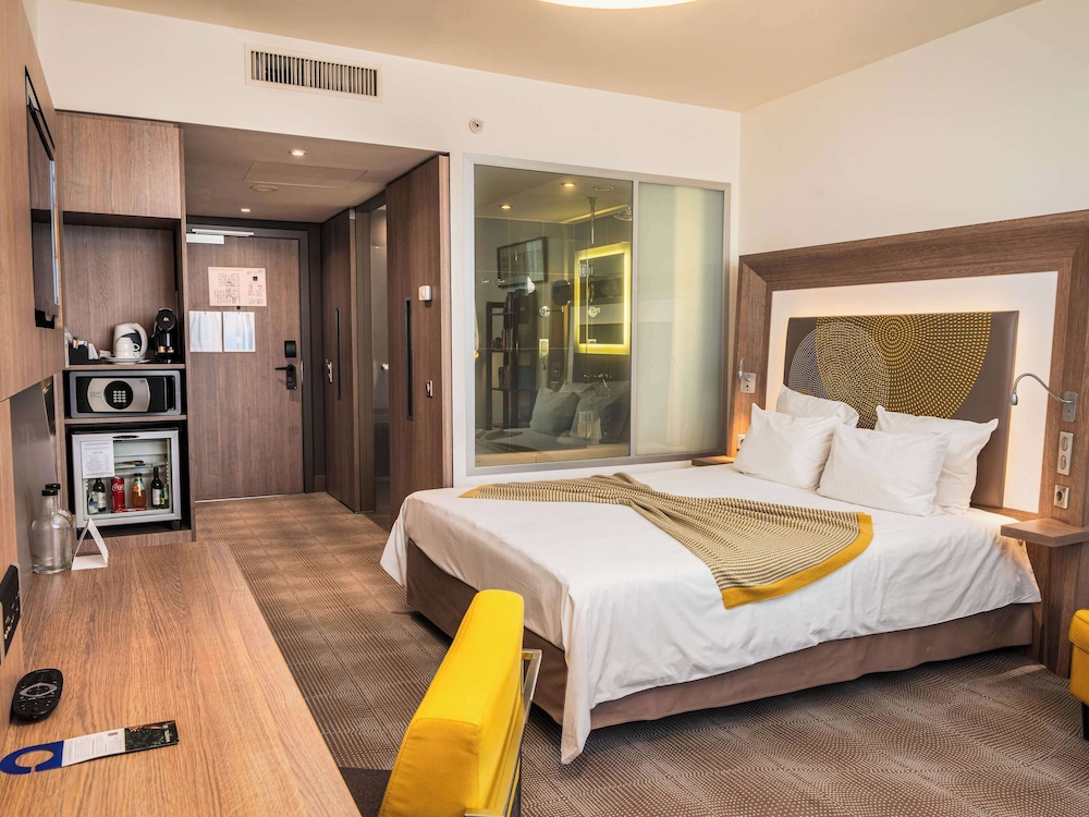 NOVOTEL SOFIA 23/73