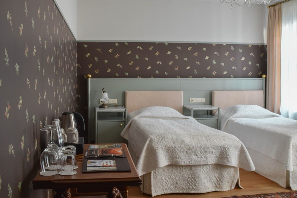 Antonius Boutique Hotel 12/48