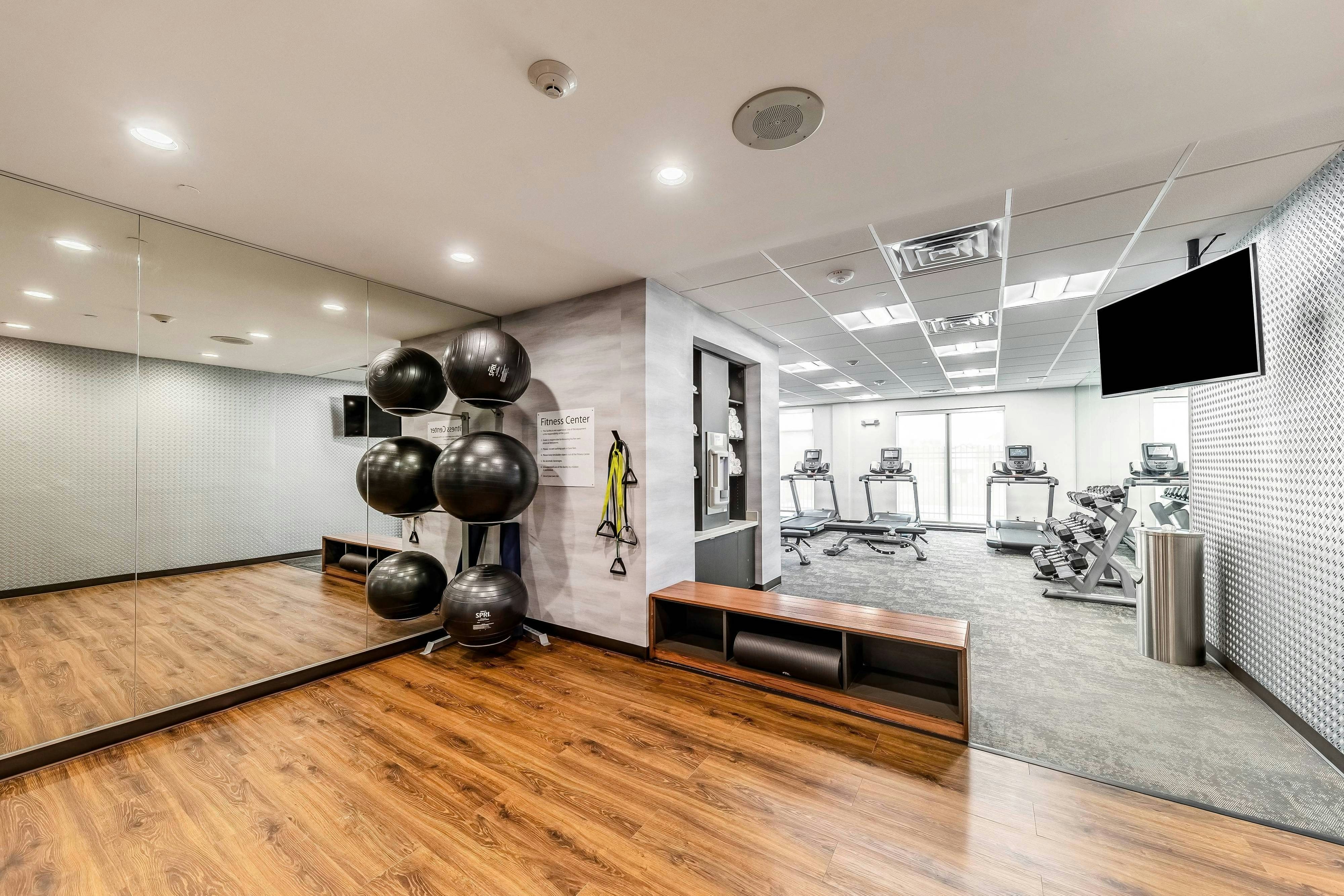 Fairfield Inn & Suites By Marriott Gainesville I-35 26/39