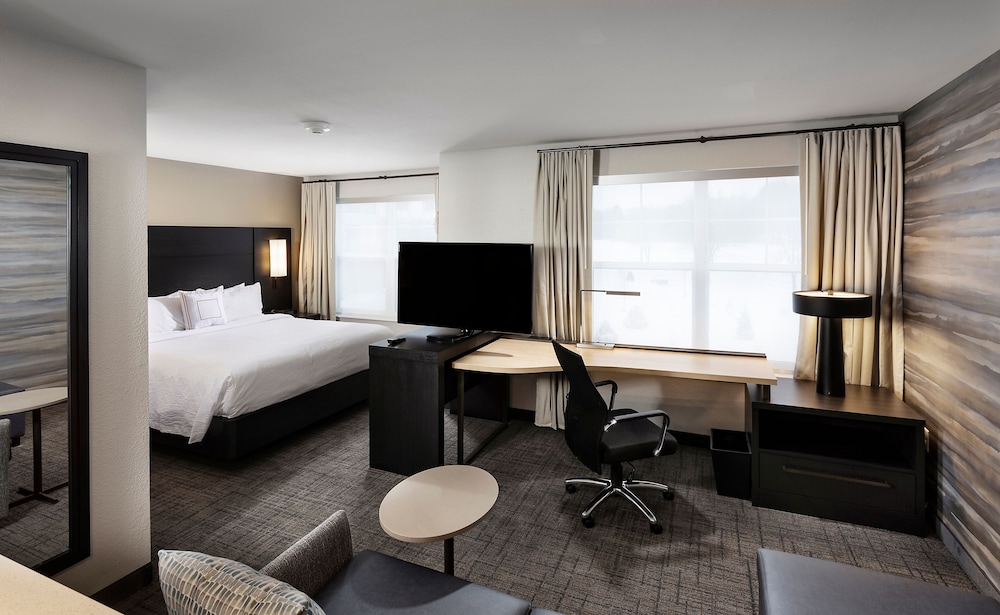 Residence Inn Milwaukee Brookfield 14/50