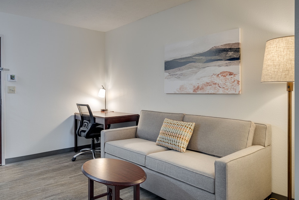 MySuites Lawton 32/54