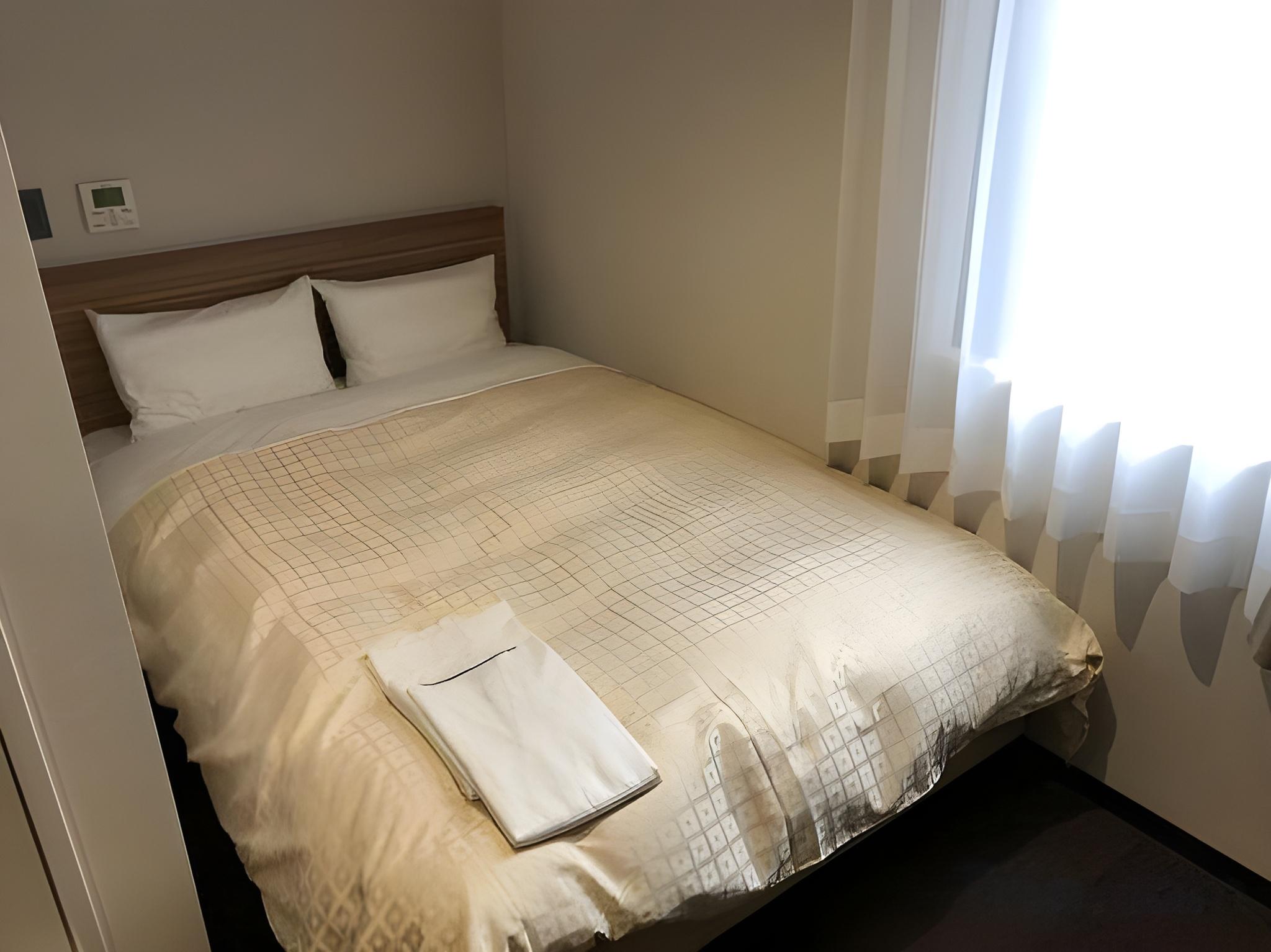 Semi Room, Connecting, Semi Double Bed