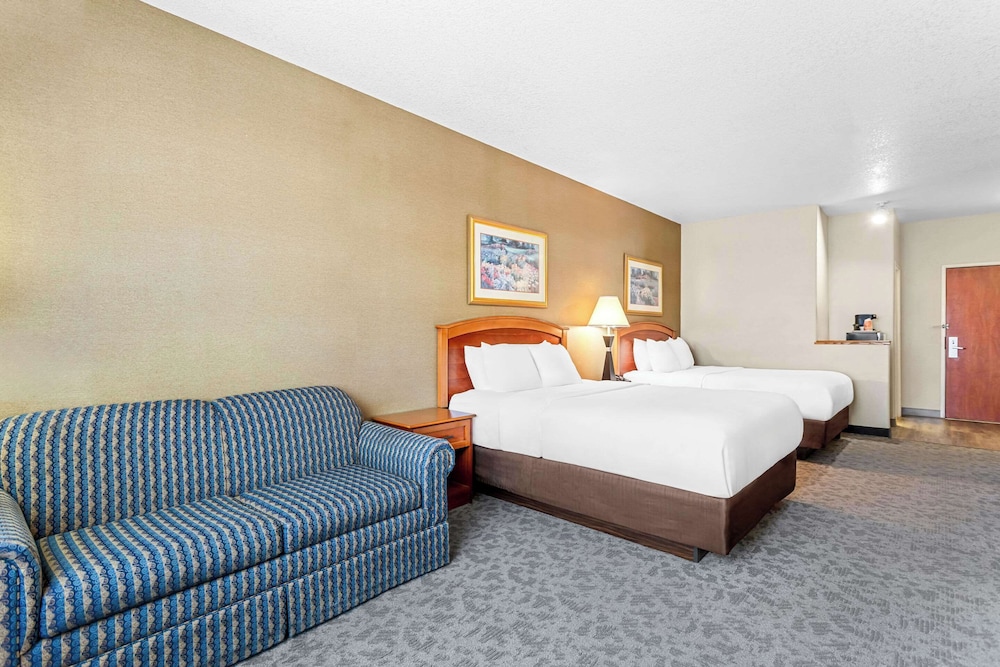 غرفة بسريرين كوين، Comfort Inn & Suites I-25 near Spaceport America 4/5