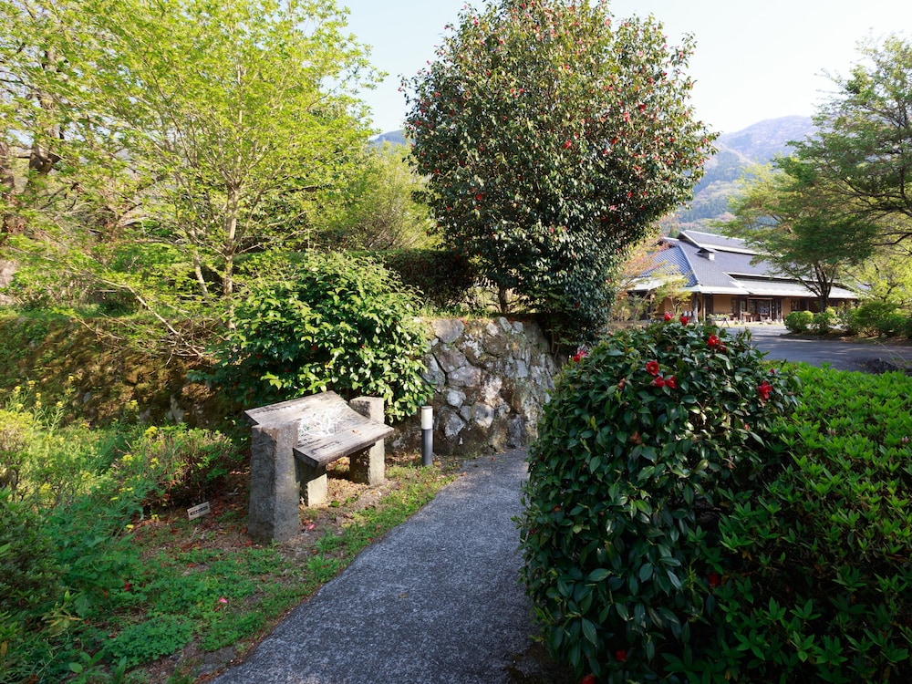 Yufuin Baien Garden Resort (ex Ryokan Baien) 44/47