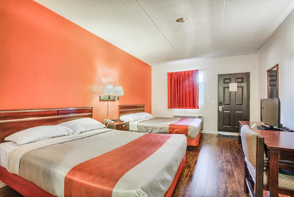 Motel6 Windsor ON 13/40