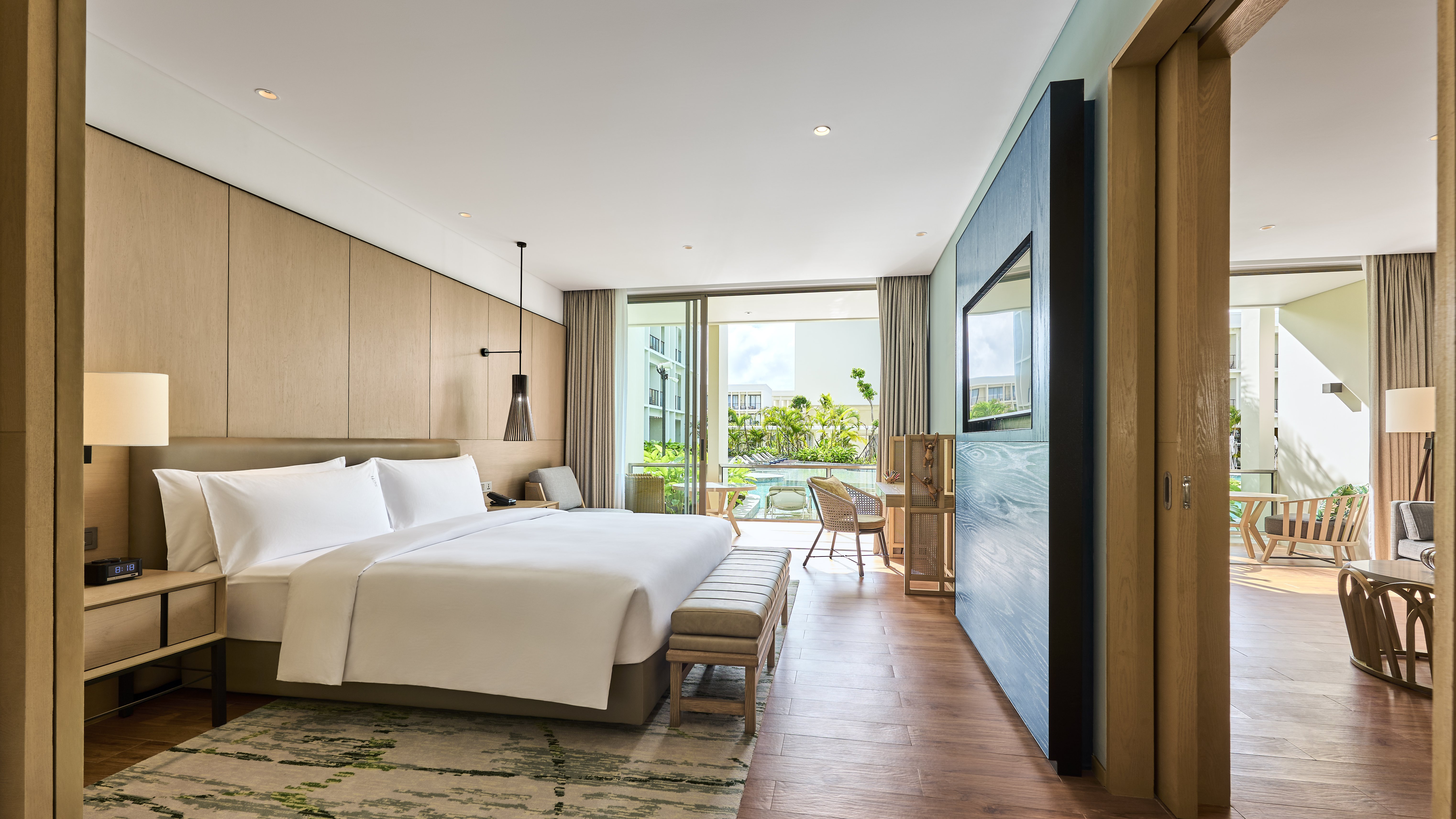 1 Bedroom, Suite, Pool Access