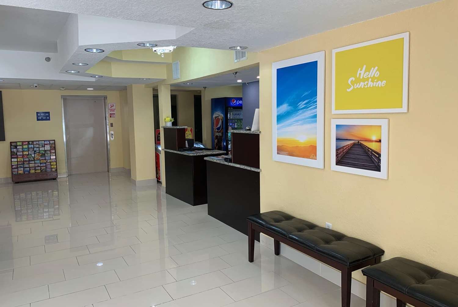 Days Inn And Suites By Wyndham Tampa Raymond James Stadium 9/51