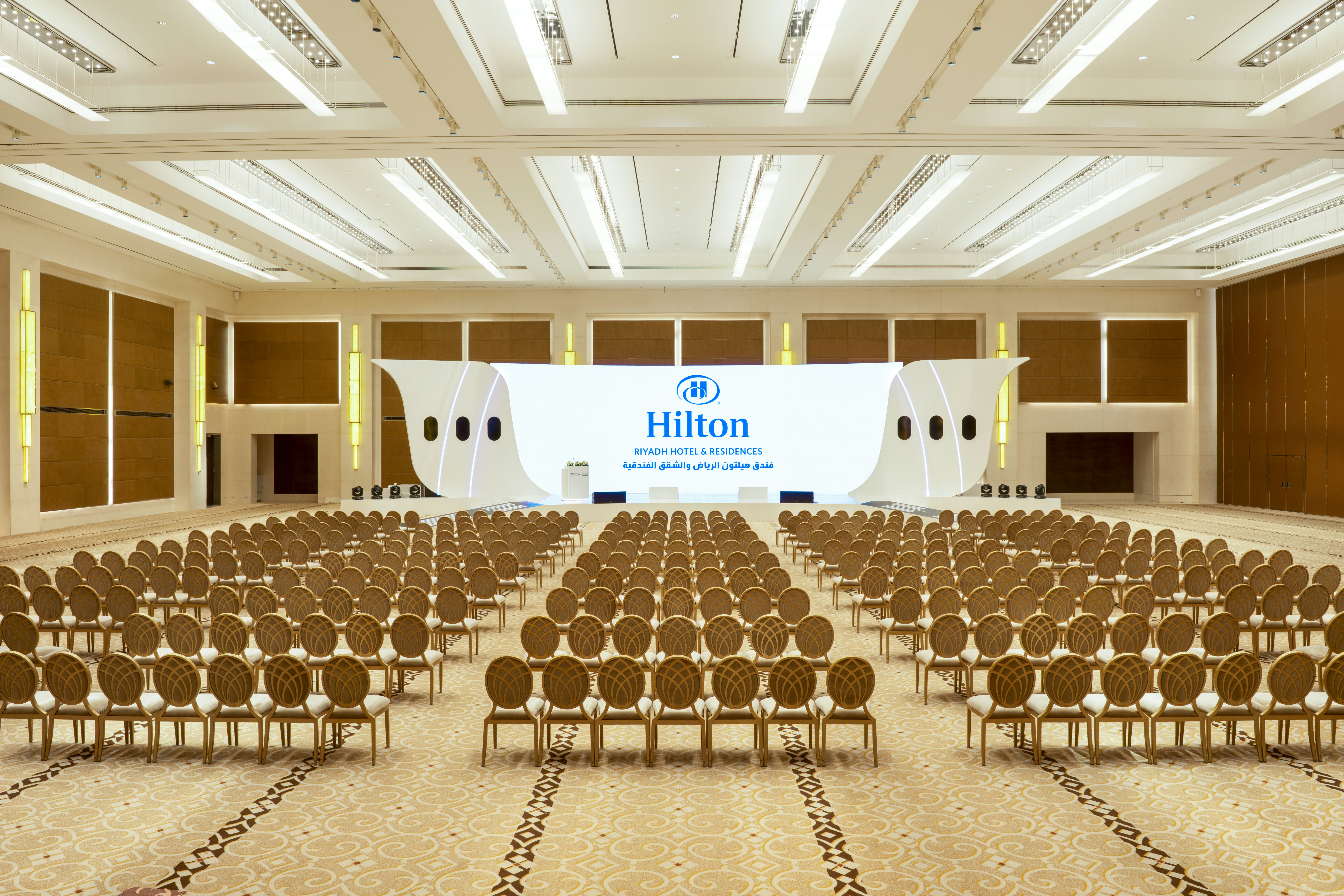فندق هيلتون الرياض والشقق الفندقيه(Hilton Riyadh Hotel & Residences) 74/82
