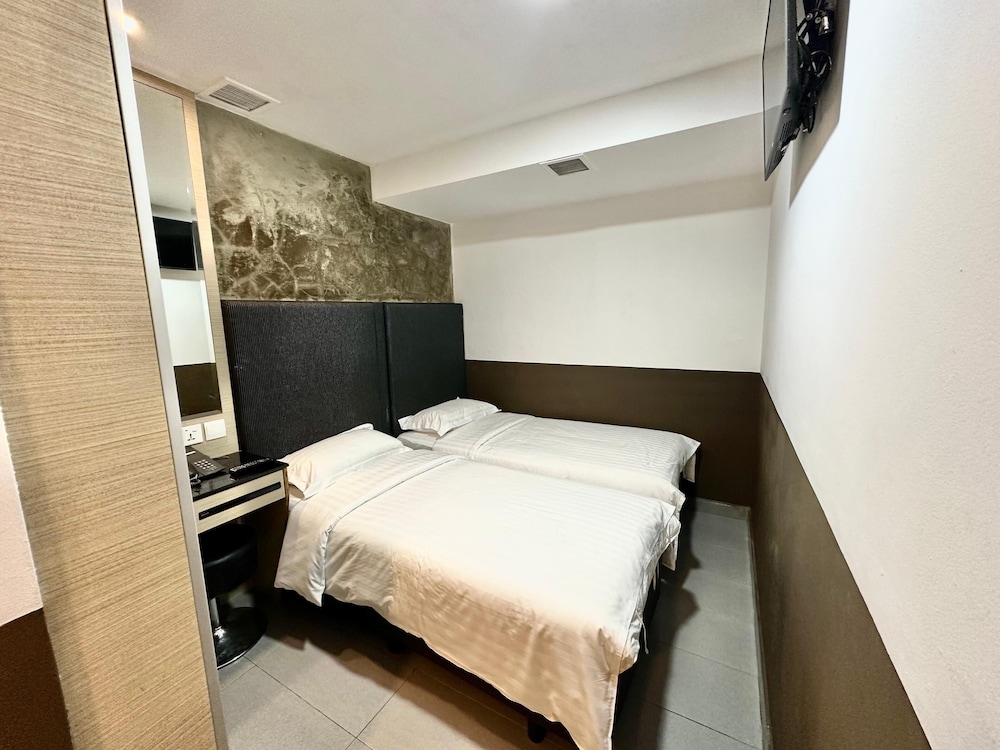 The Snooze Hotel Bugis 28/47
