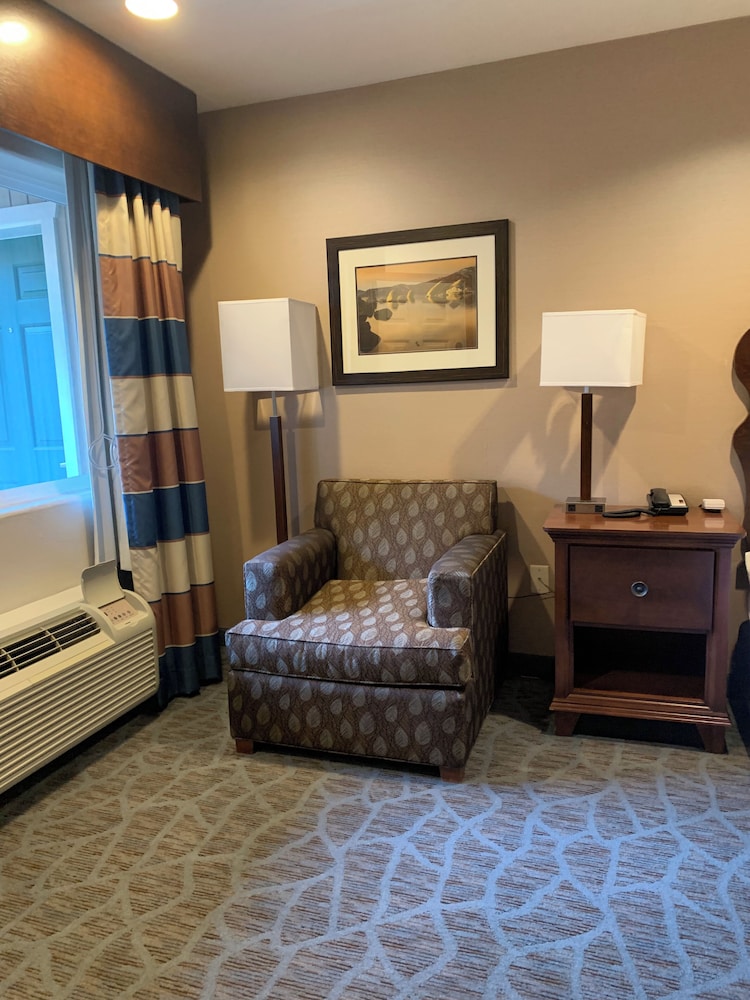 Holiday Inn Express South Lake Tahoe 45/60