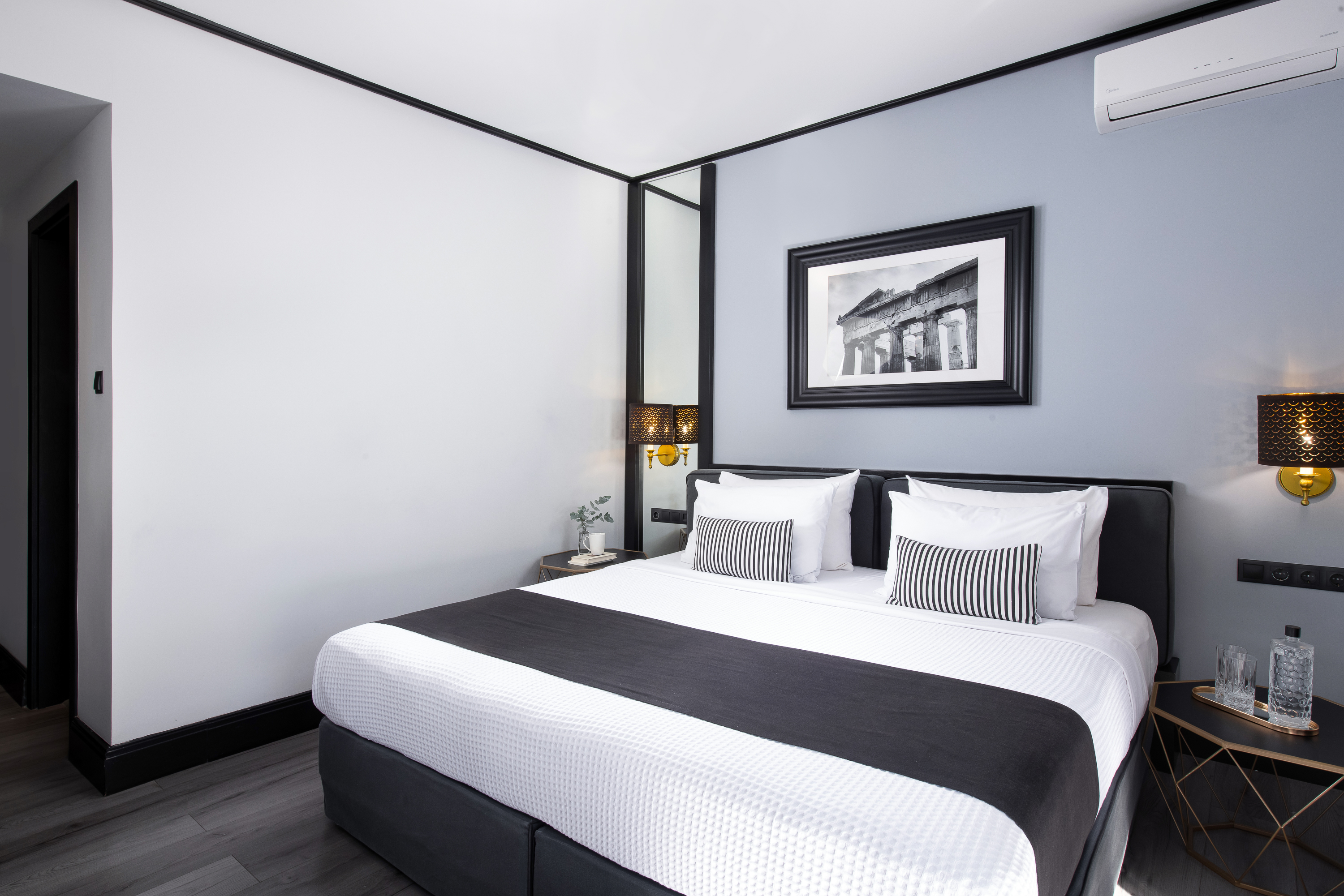 CLASSIC, DOUBLE OR TWIN BED