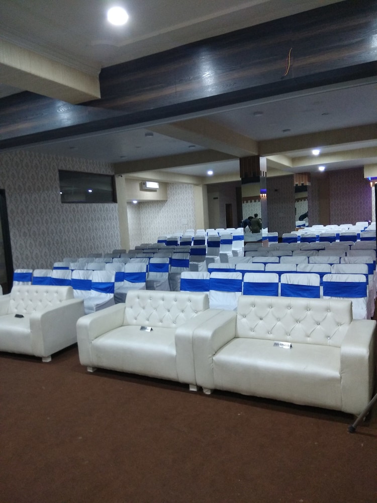 Golden Eagle By Keshav Global Hotels 29/40