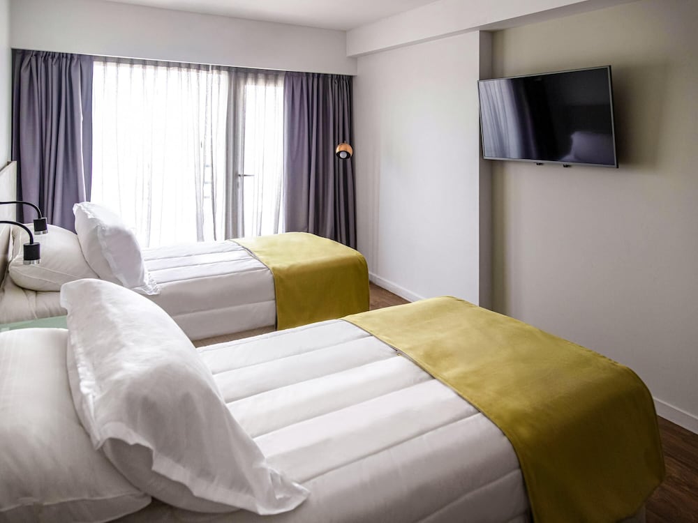 Mercure Rosario 23/58