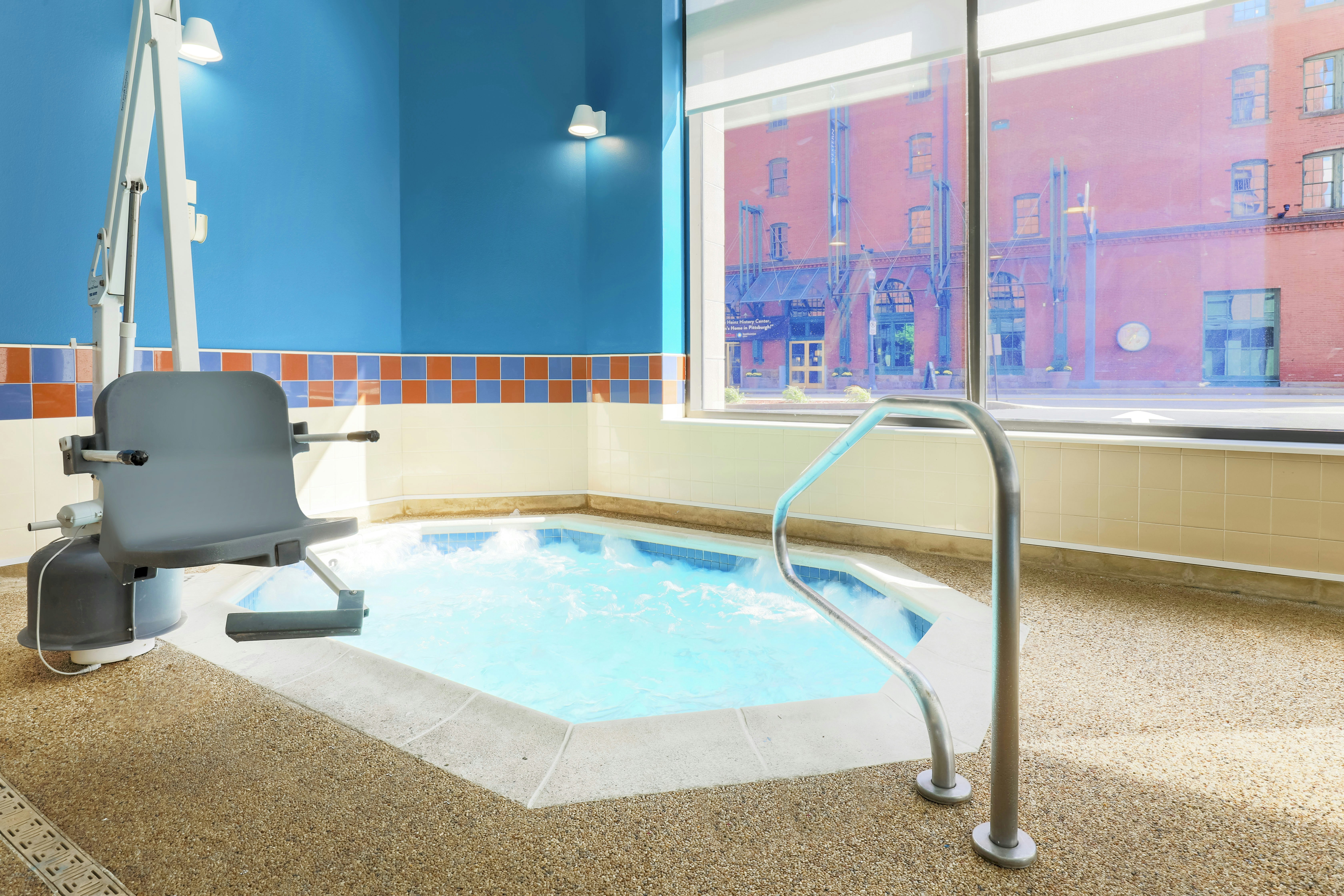 Hampton Inn Suites Pittsburgh Downtown 26/47