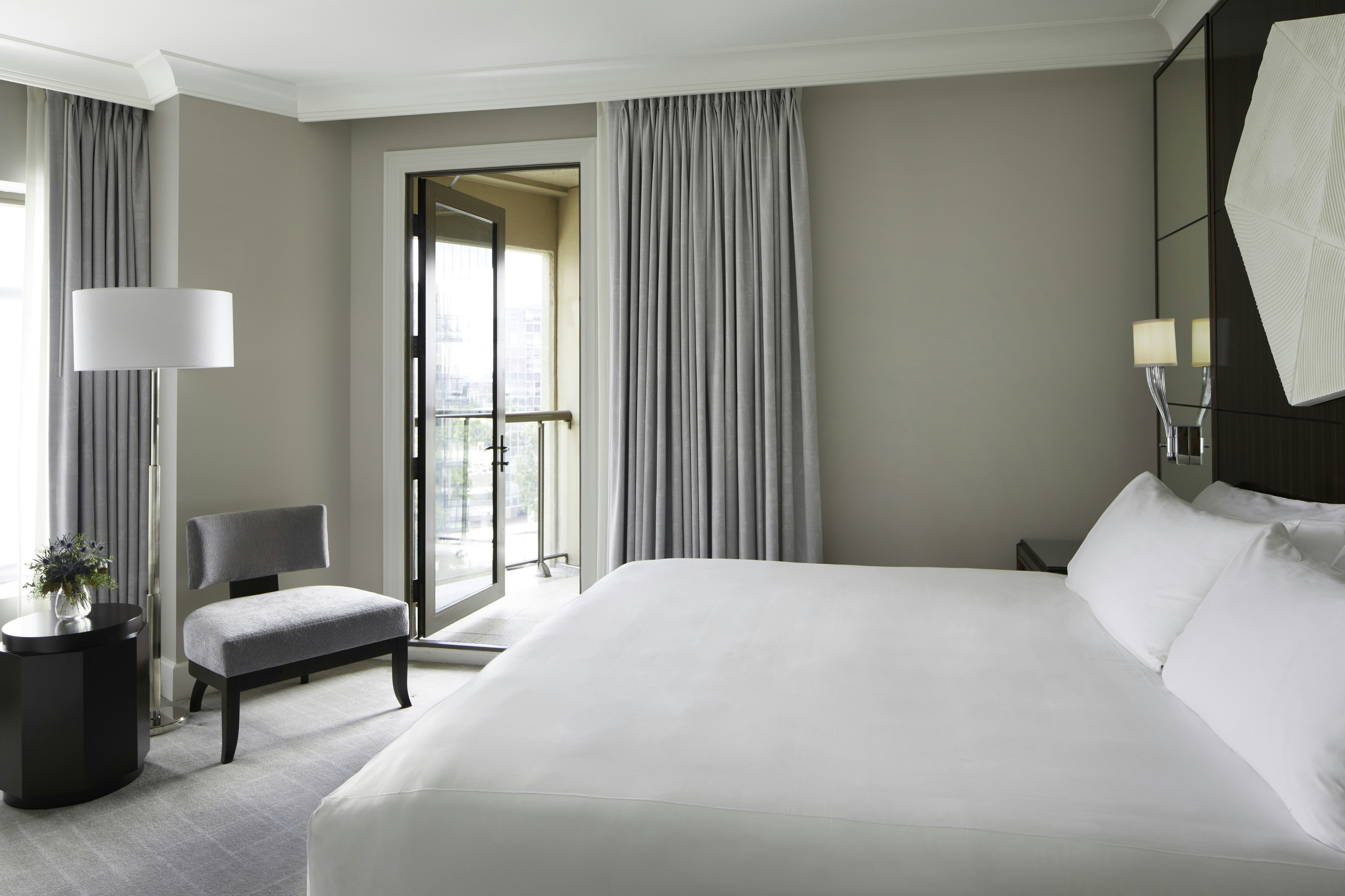 Astoria, Suite, King Bed