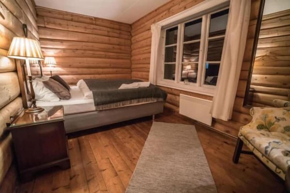 Phillipshaugen Lodge 34/48