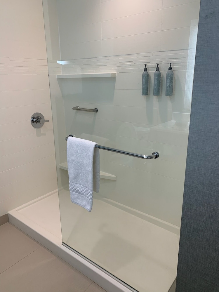 استوديو بسرير كينج مع أريكة، Residence Inn By Marriott Boston Bridgewater 4/4