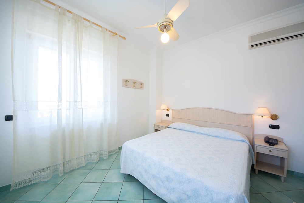 La Residenza Aparthotel 13/35
