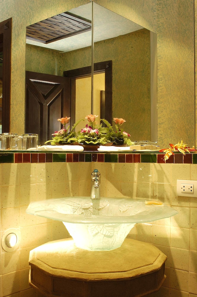 Mangosteen Resort And Ayurveda Spa Formely Golden Tulip Mangosteen Resort And Spa 77/77