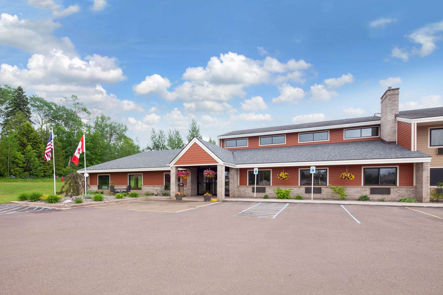 Americinn By Wyndham Ironwood 2/54