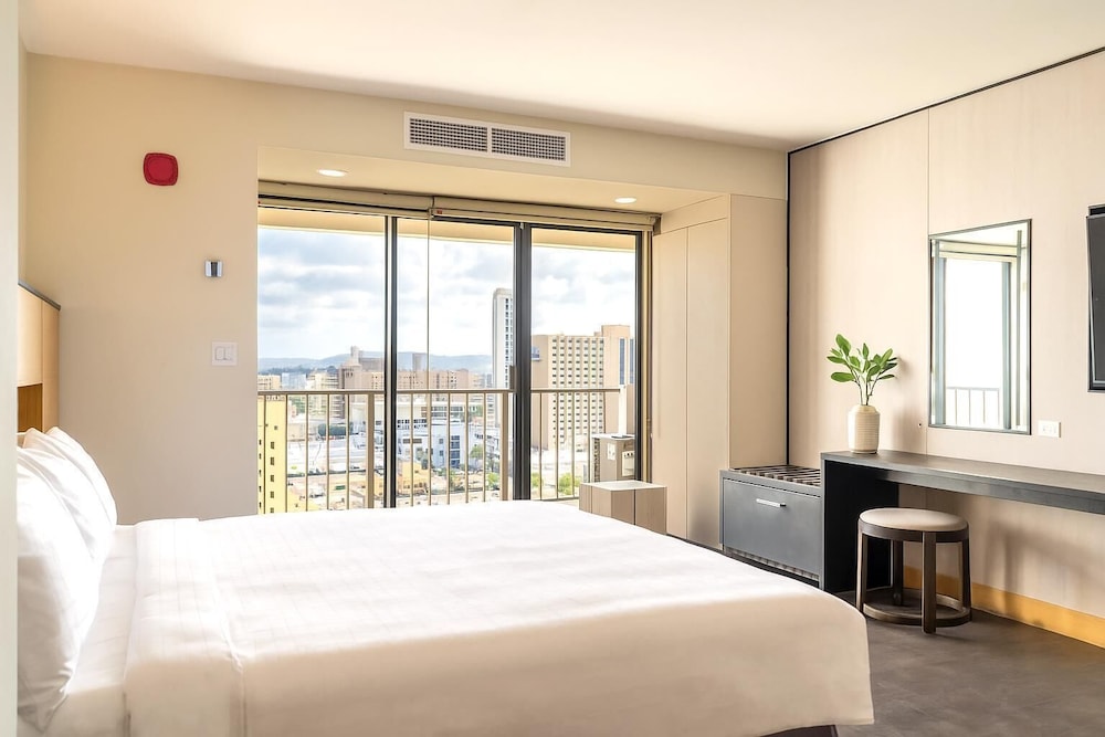 Bayview Hotel Guam 15/50