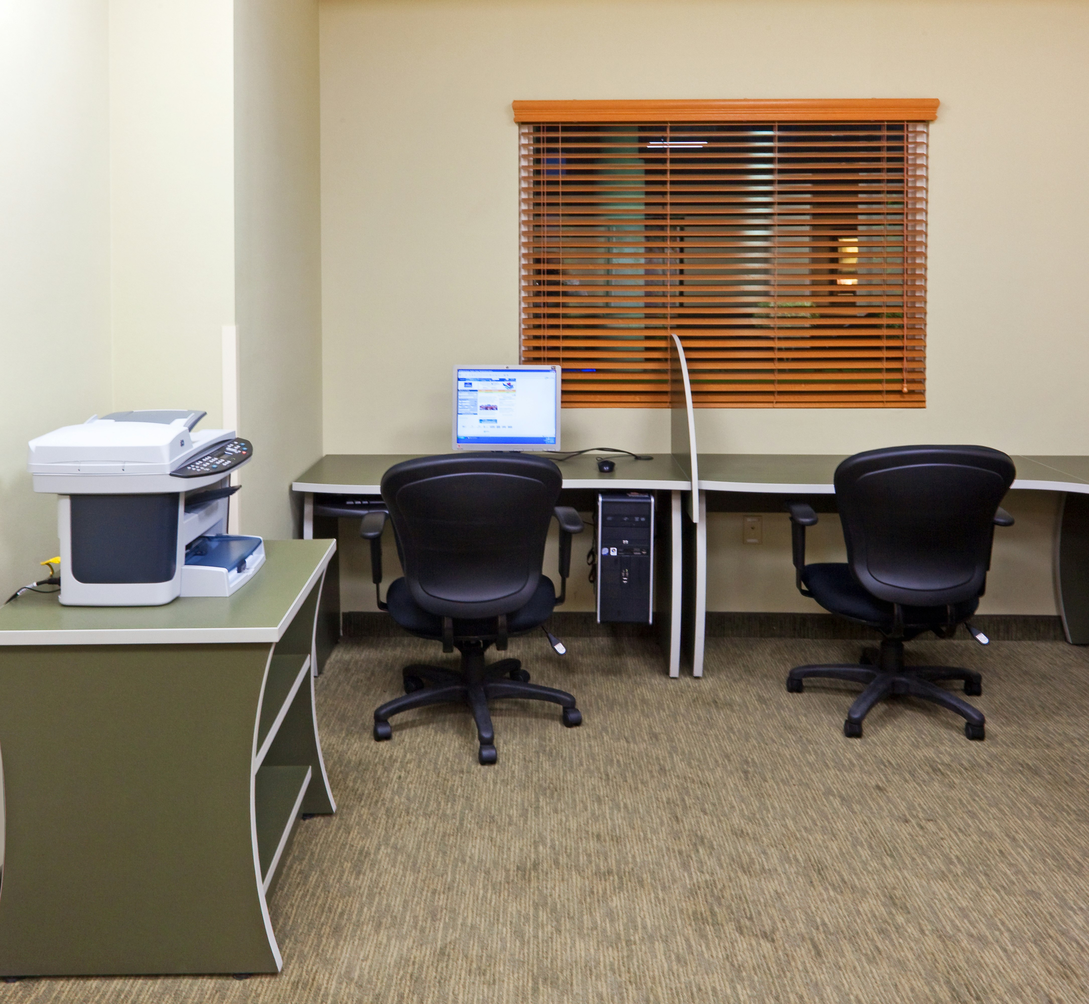 Holiday Inn Express And Suites Monterrey Aeropuerto 68/78