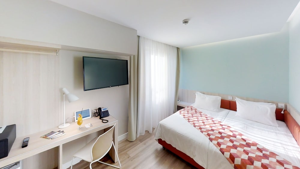 Casual Kubic Athens 28/100