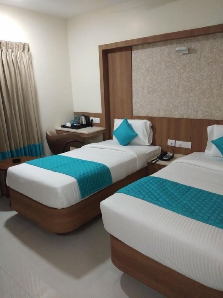 Hotel Istay 8/21