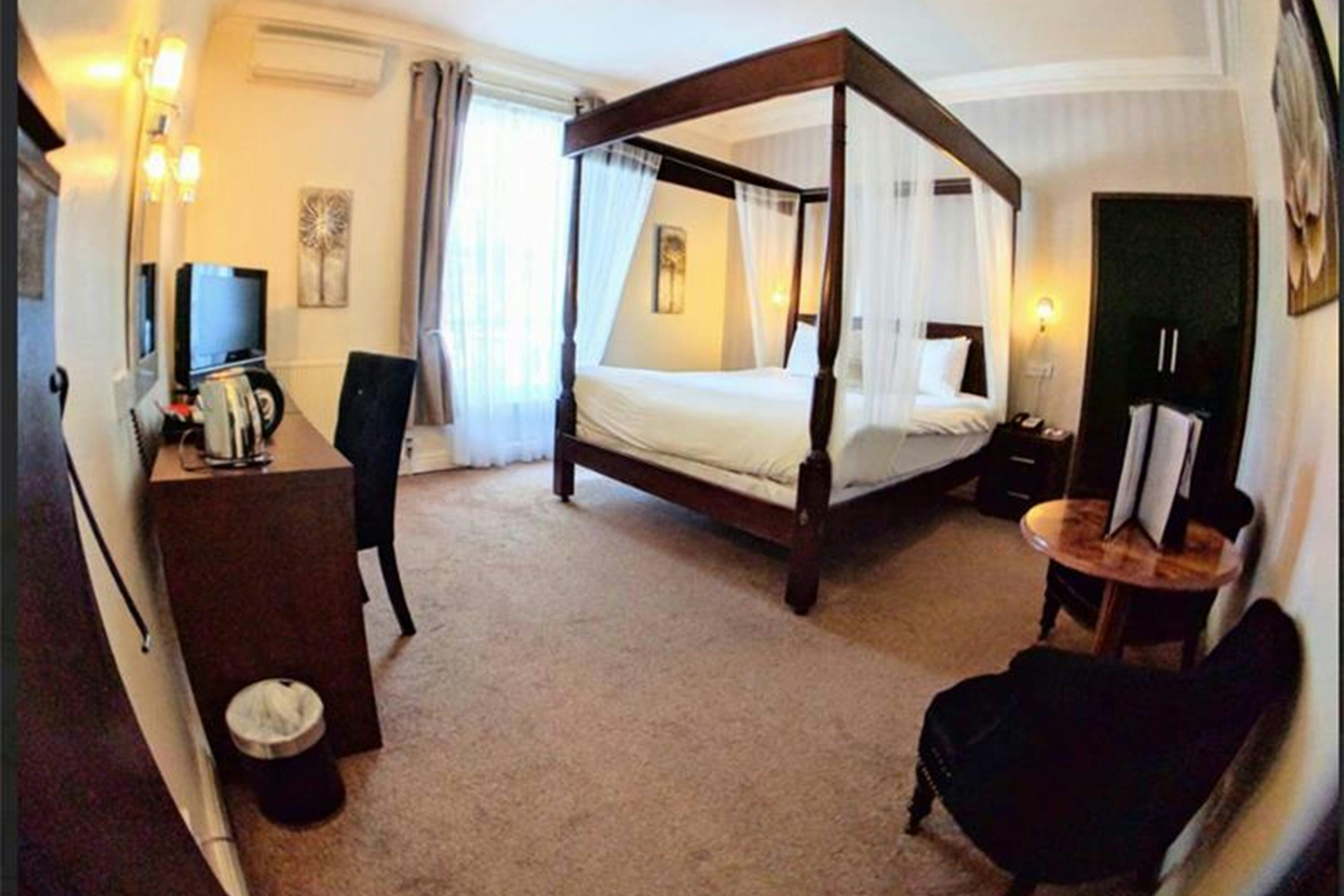 Gainsborough House Hotel 9/15