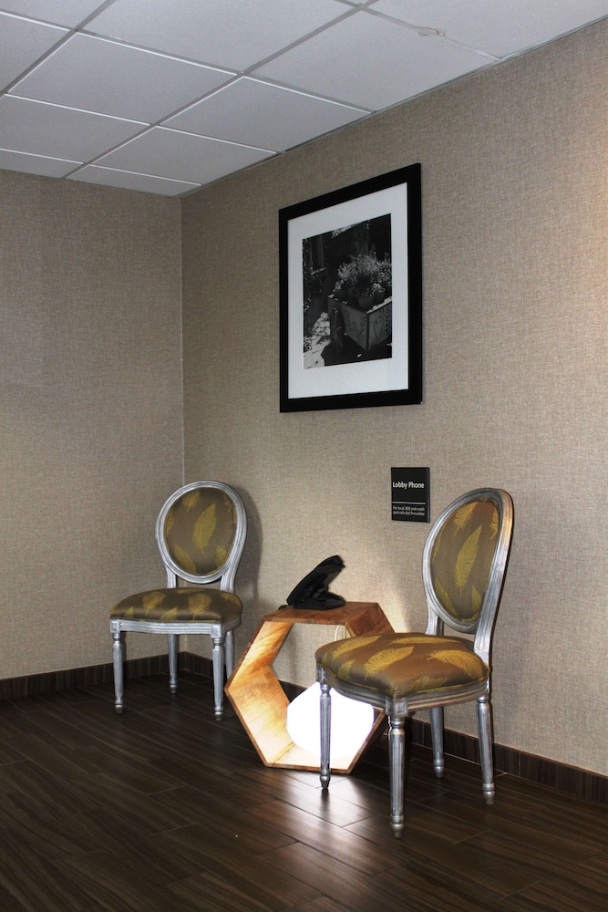 Hampton Inn Perry, GA 28/47
