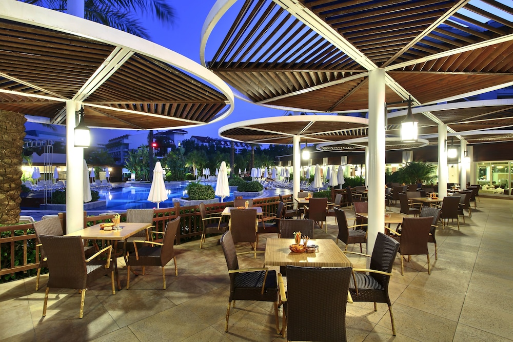 Sunis Evren Beach Resort Hotel and Spa 48/66