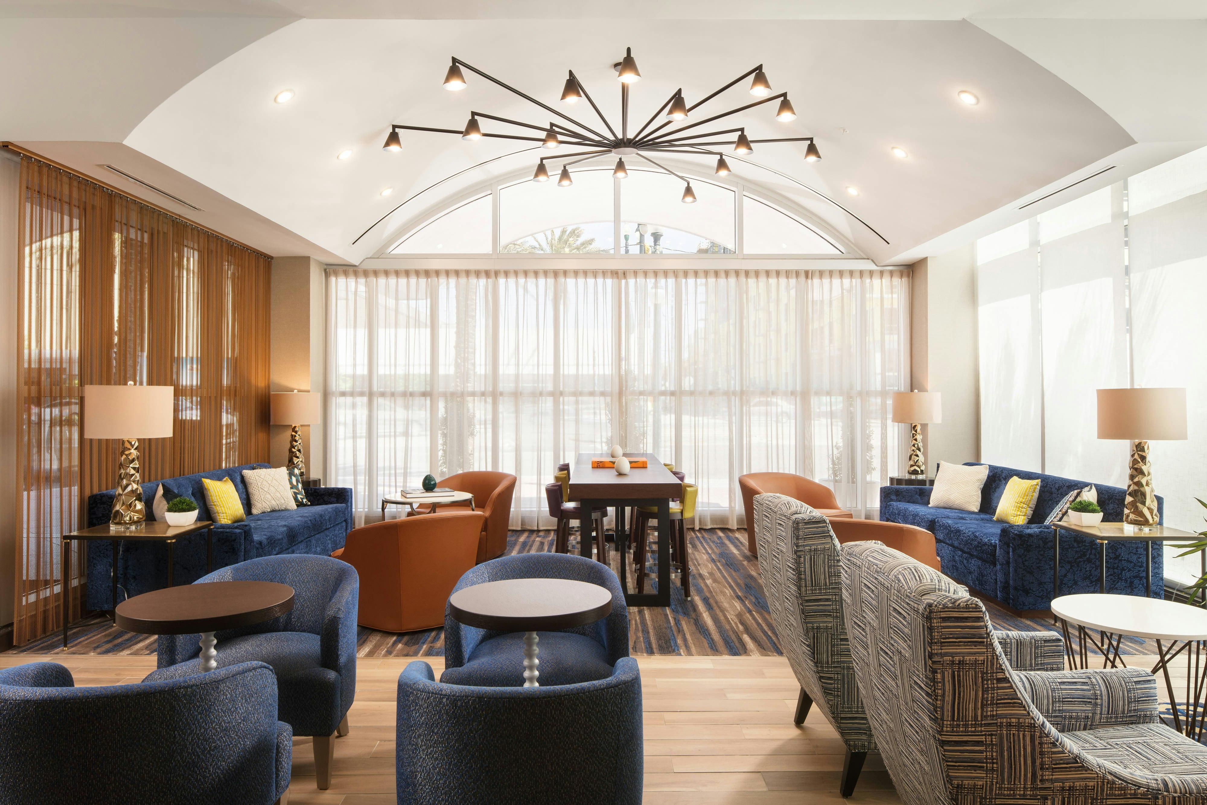 Springhill Suites New Orleans Downtown Canal Street 27/52