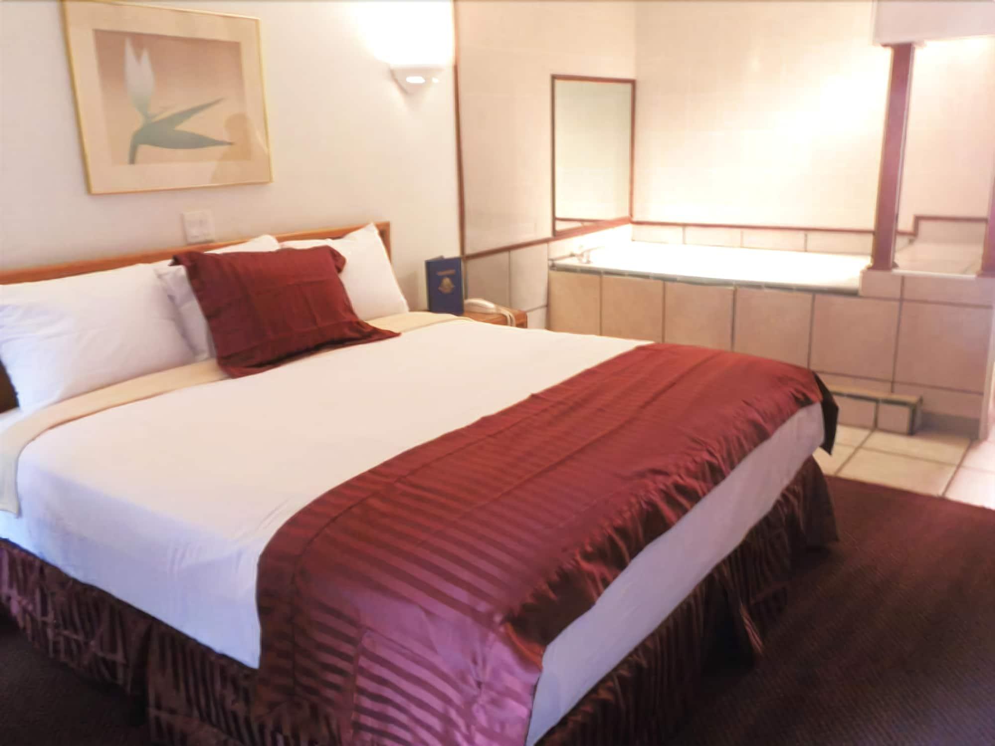 Americas Best Value Inn & Suites Kansas City 8/36