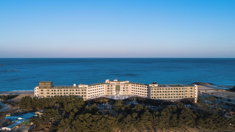 Kensington Resort Seorak Beach 47/49