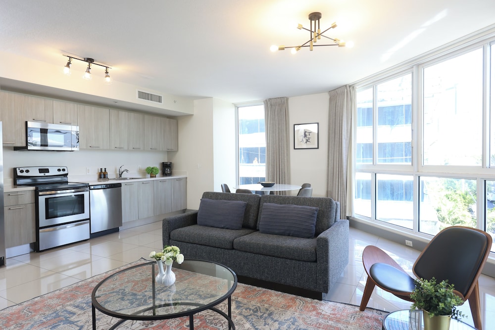 Roami at Habitat Brickell 38/50