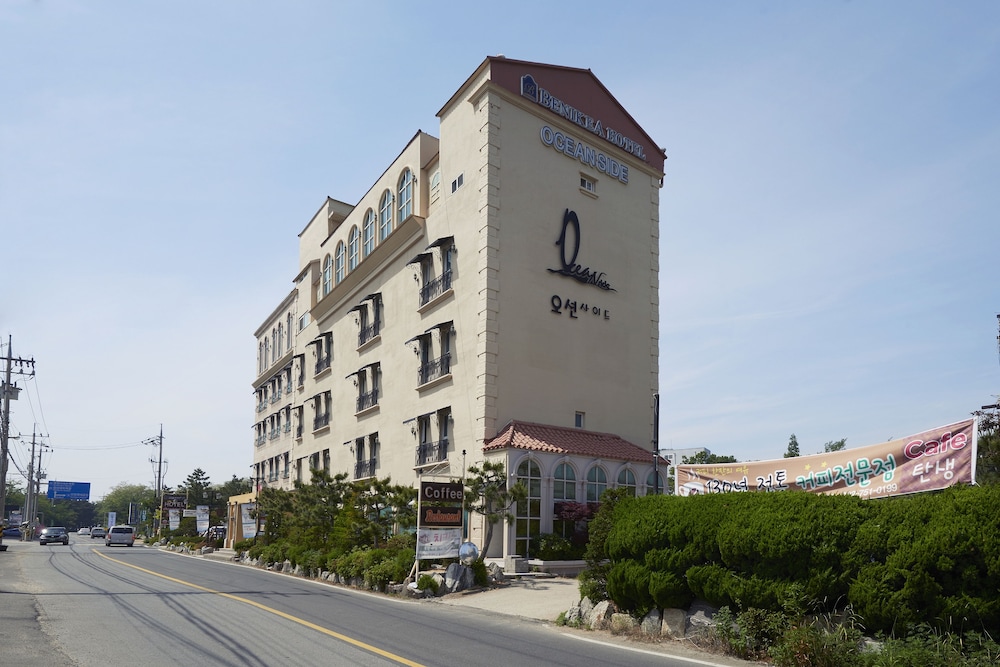 Incheon Airport Hotel Oceanside 70/75