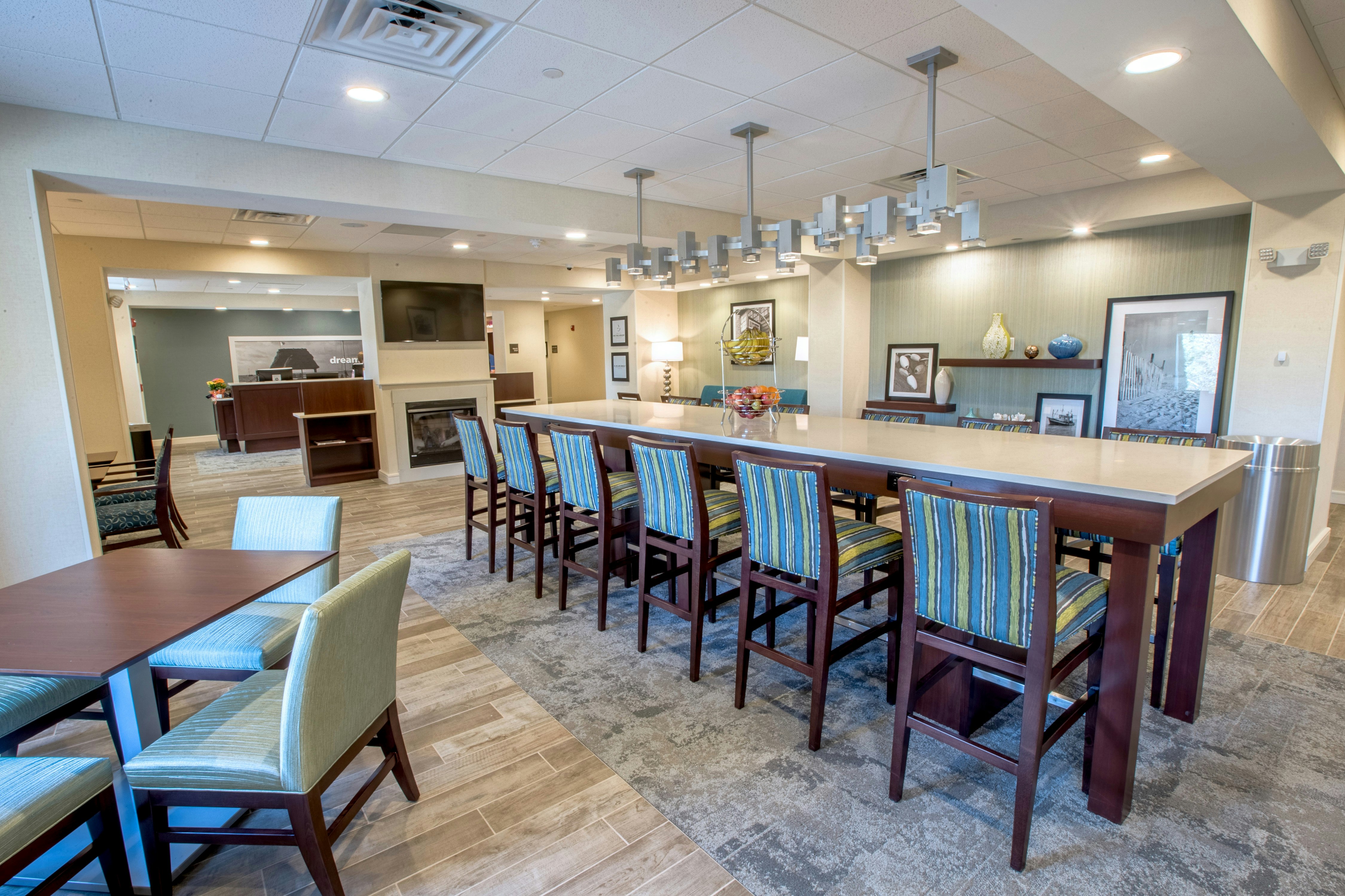 Hampton Inn by Hilton Amesbury 11/18