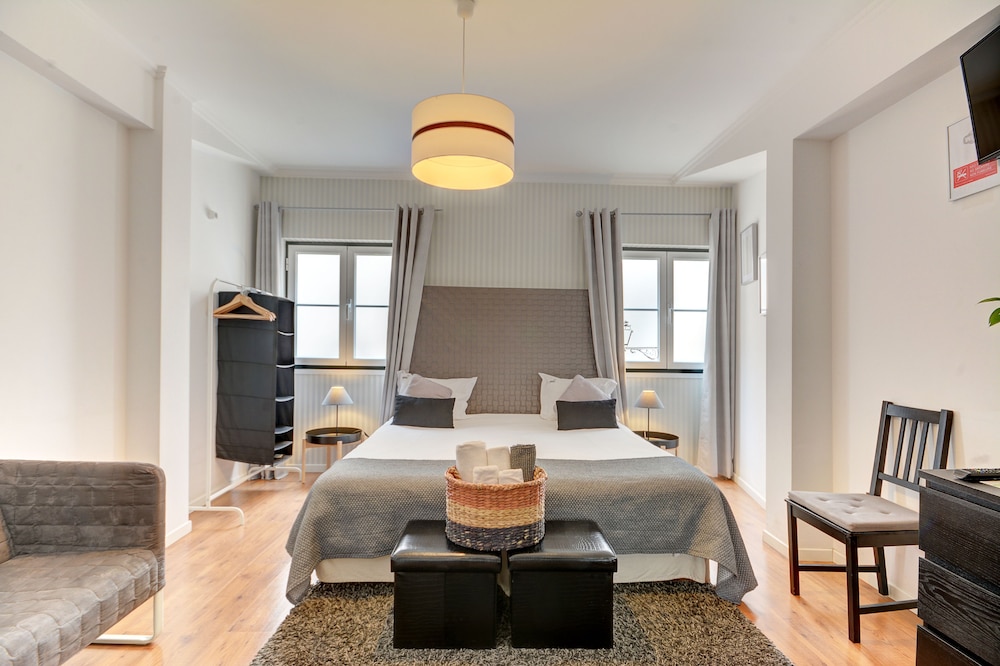 Inn Bairro Alto Bed & Breakfast 48/75