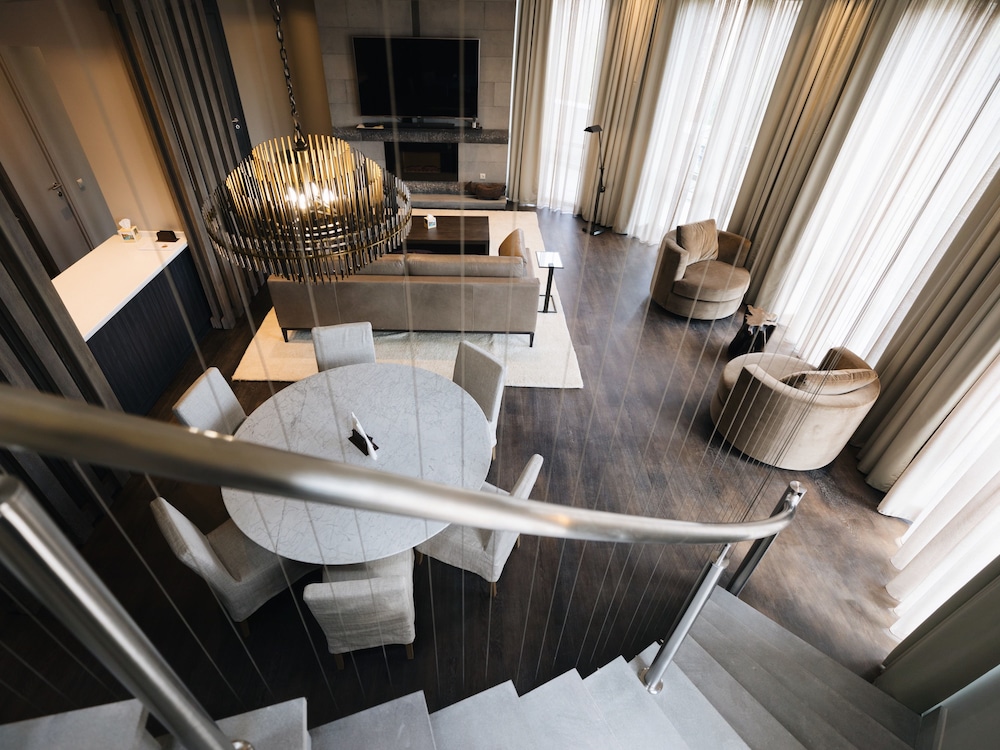 Tufenkian Historic Yerevan Hotel 34/61