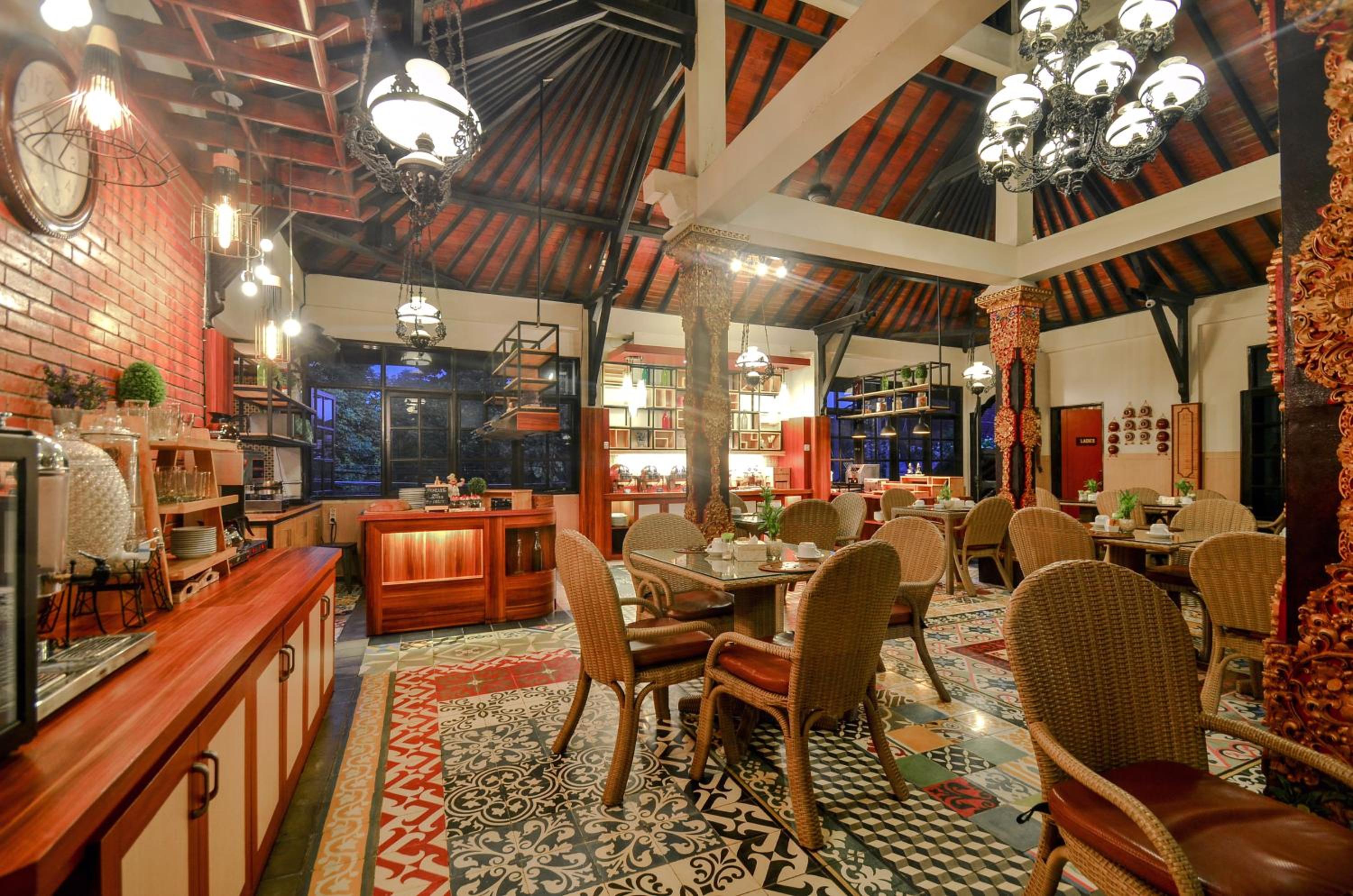 Ari Putri Hotel 26/47