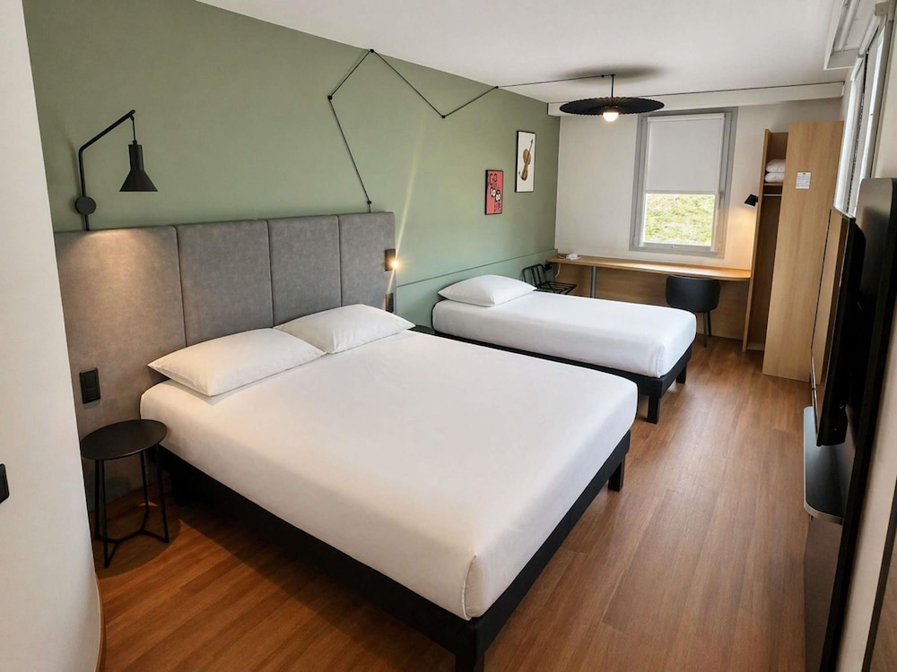 Ibis Beauvais Aeroport 15/54
