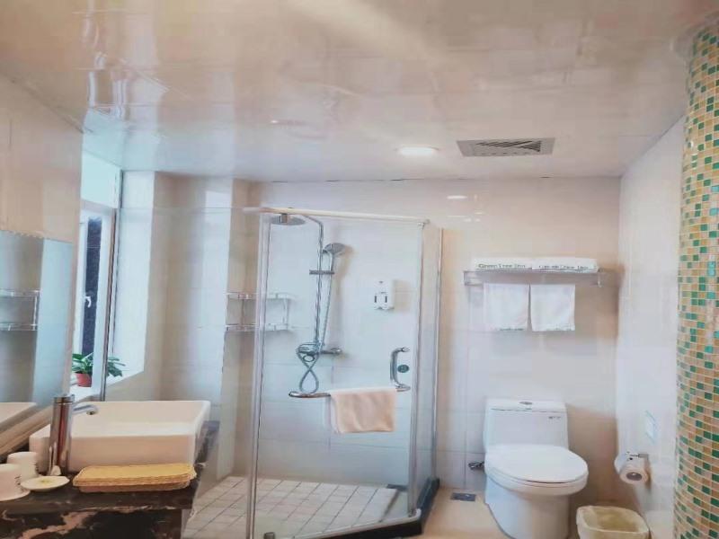 Greentree Inn Anhui Anqing Tongcheng South Shengtang Road Shengtang International Business Hotel 37/38