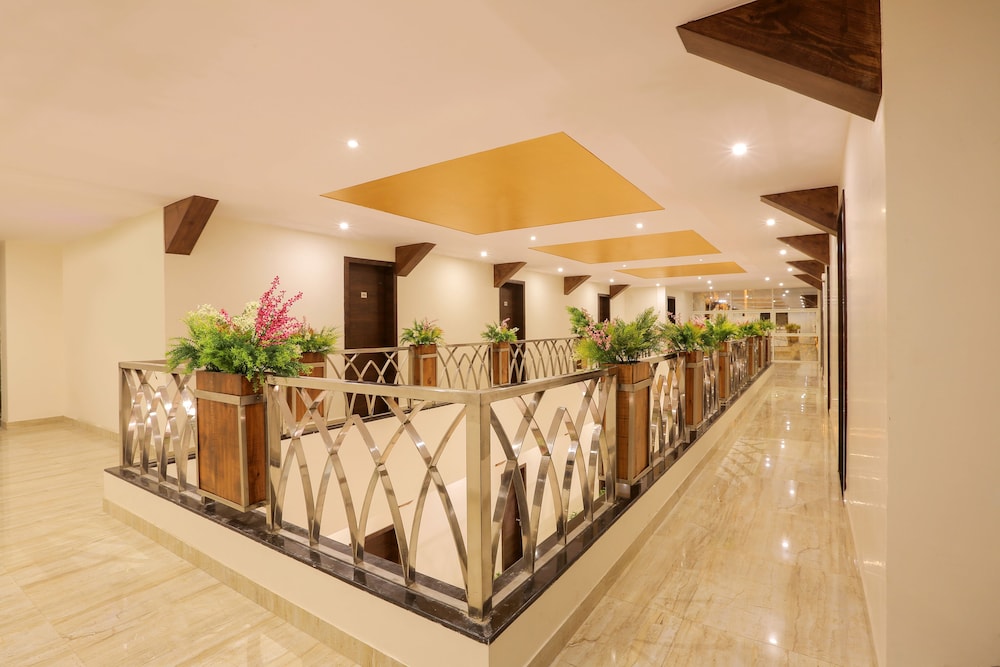 Hotel Sardar 6/20