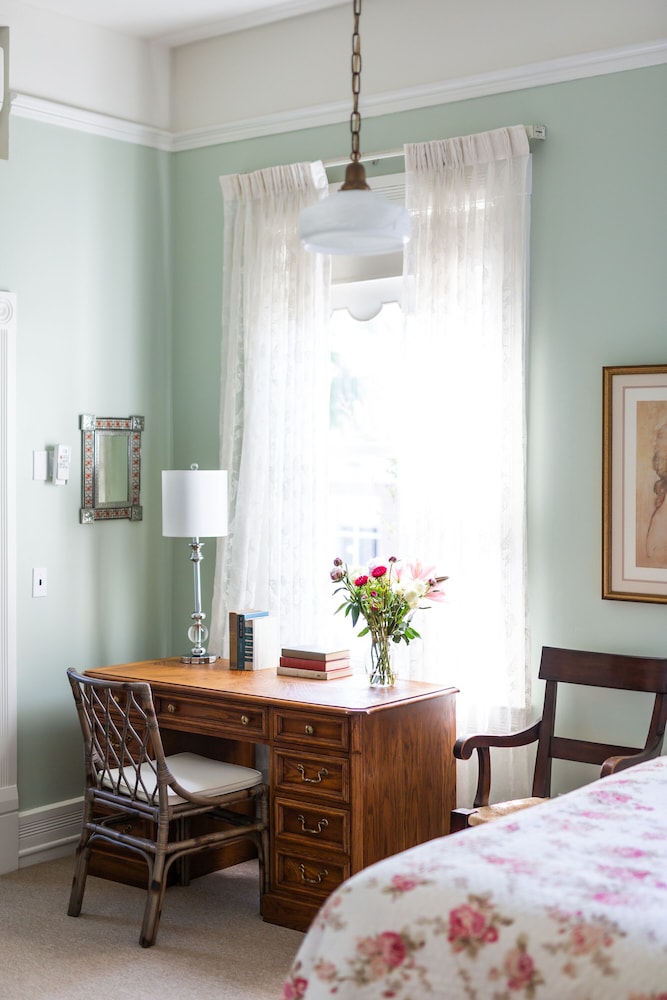 Garden Street Inn 32/50