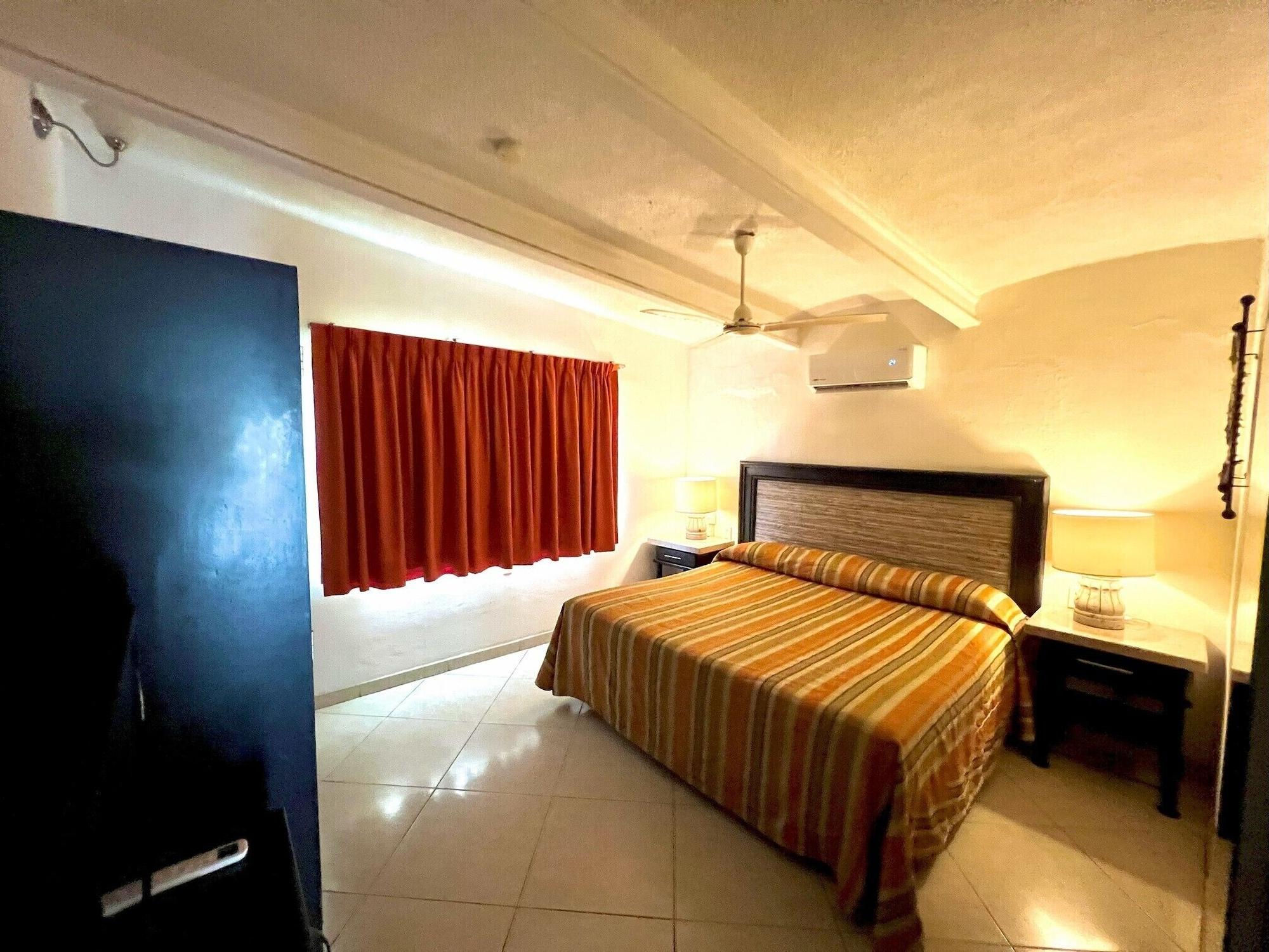 2 Rooms, Suite, Sea Front
