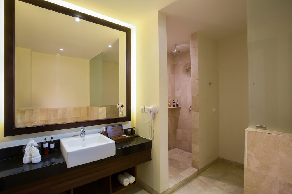 Ubud Village Hotel 18/51