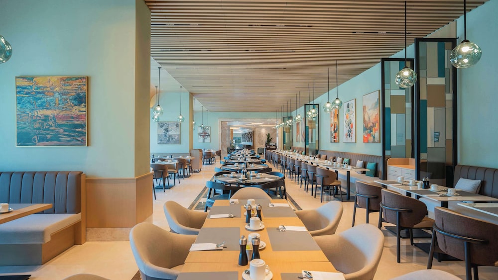 Radisson Hotel Istanbul Merter 36/48