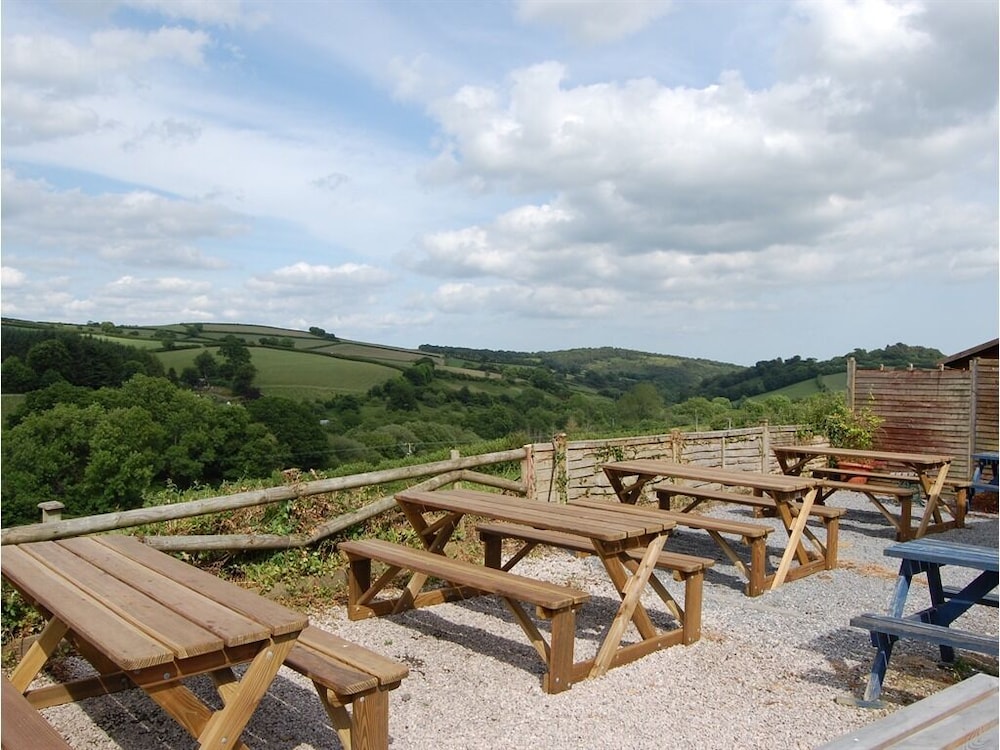 The Tradesmans Arms 24/32
