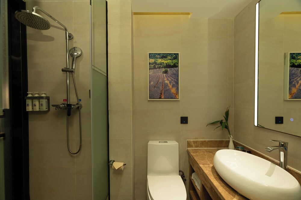 Lavande Hotel Guangzhou Taiguhui Square Shipaiqiao Metro Station 51/54