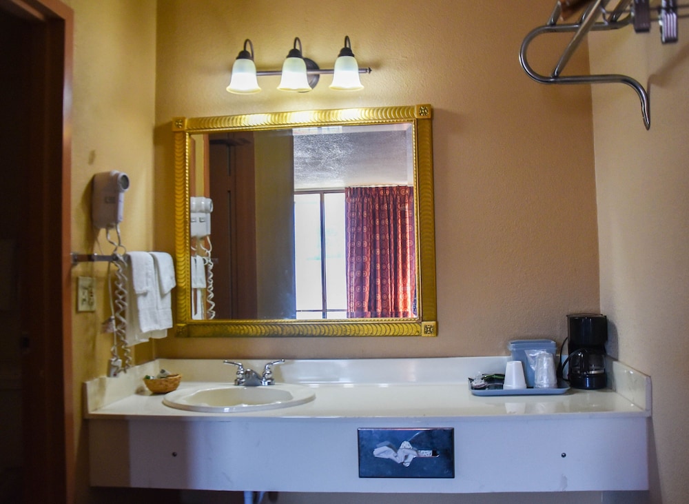 Homeplace Inn 51/51